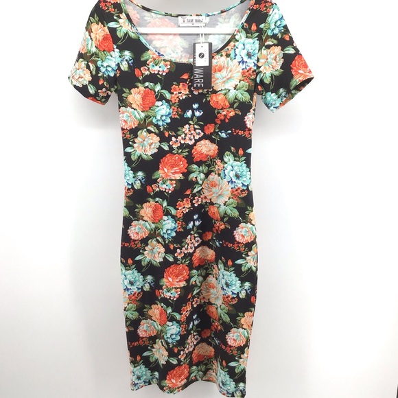 TAM WARE Dresses & Skirts - NEW FLORAL TAM WEAR MIDI DRESS SIZE M
